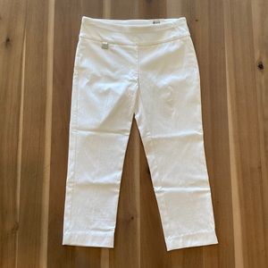 Womens Alfani White Pull-on Capris size 2P